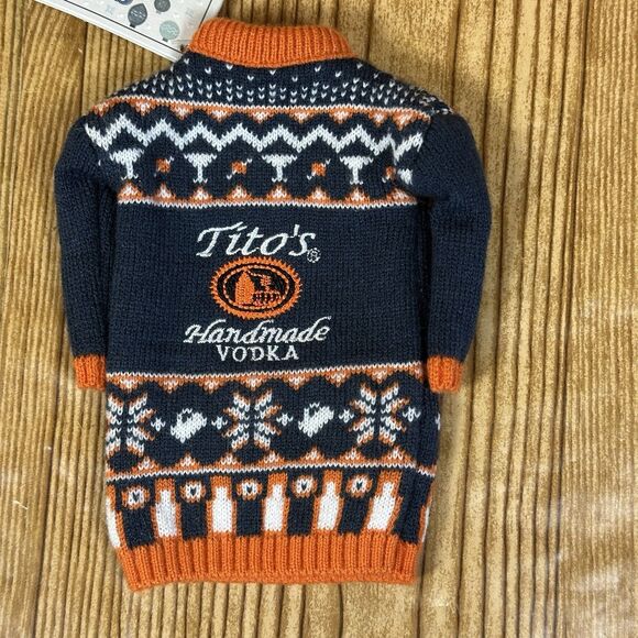 NEW Tito's Vodka Bottle Sweater Fits 750mL &‎ L Bottles Set Of 2 - Picture 7 of 13